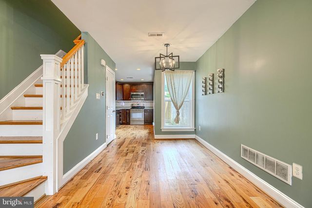 325 S REGESTER ST, Baltimore, MD 21231