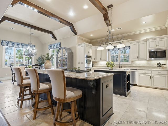 10121 N Glen Ellen Road, Owasso, OK 74055