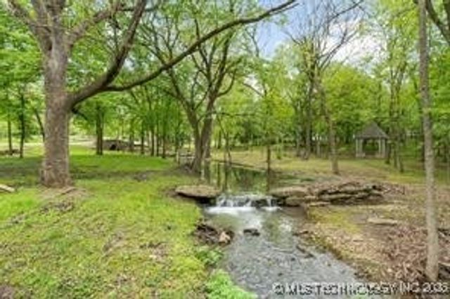 10121 N Glen Ellen Road, Owasso, OK 74055