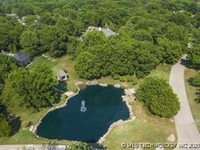 10121 N Glen Ellen Road, Owasso, OK 74055