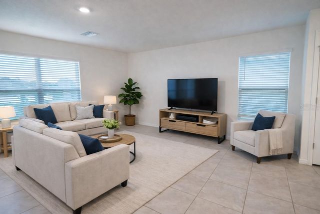 16546 MOSAIC OAR DRIVE, Wimauma, FL 33598