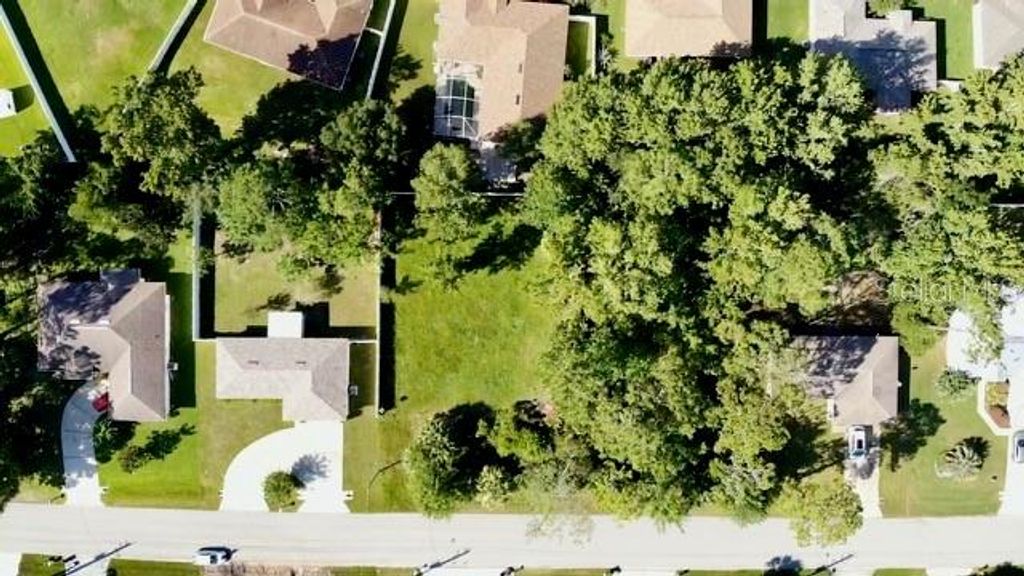 Image 8 of property listing at 106 ROLLING SANDS DRIVE, Palm Coast, FL 32164