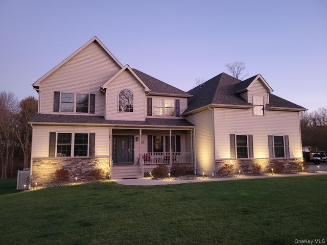 12 Callaway Drive, Monroe, NY 10950