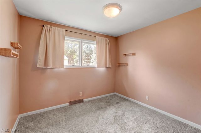 626 Alameda Avenue, Cuyahoga Falls, OH 44221