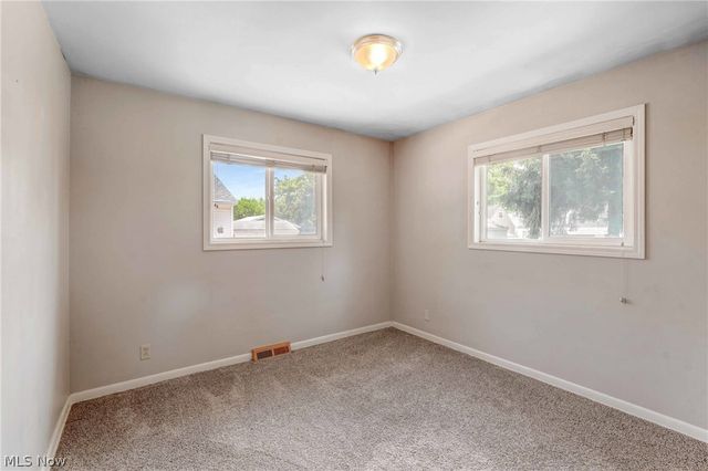 626 Alameda Avenue, Cuyahoga Falls, OH 44221
