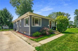 626 Alameda Avenue, Cuyahoga Falls, OH 44221