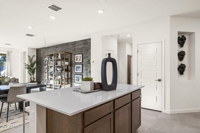 17609 W ONYX Avenue, Waddell, AZ 85355