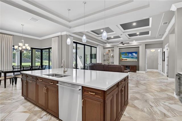 9595 Via Lago WAY, Fort Myers, FL 33912