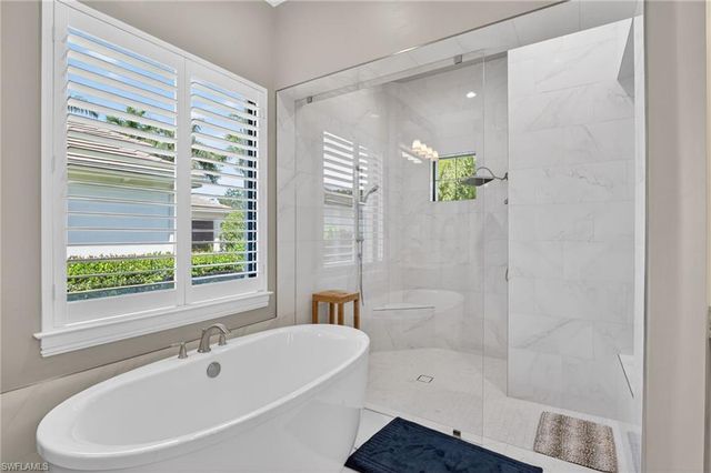 9595 Via Lago WAY, Fort Myers, FL 33912
