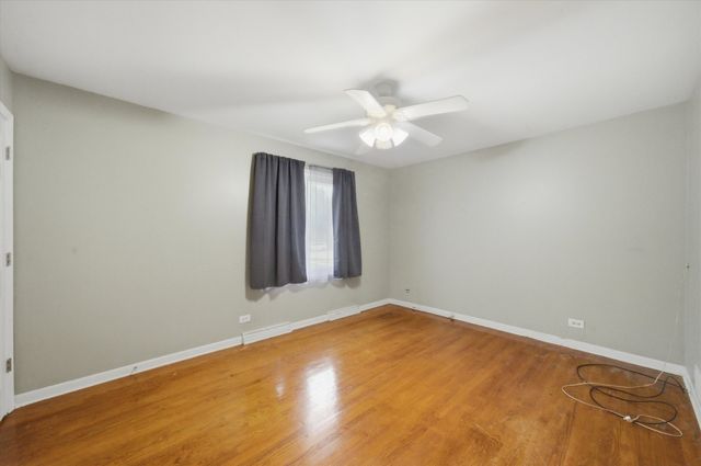 601 E Dogwood Lane, Mount Prospect, IL 60056