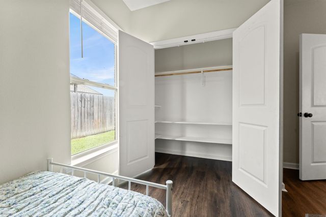 18304 Crows Nest Dr, Prairieville, LA 70769