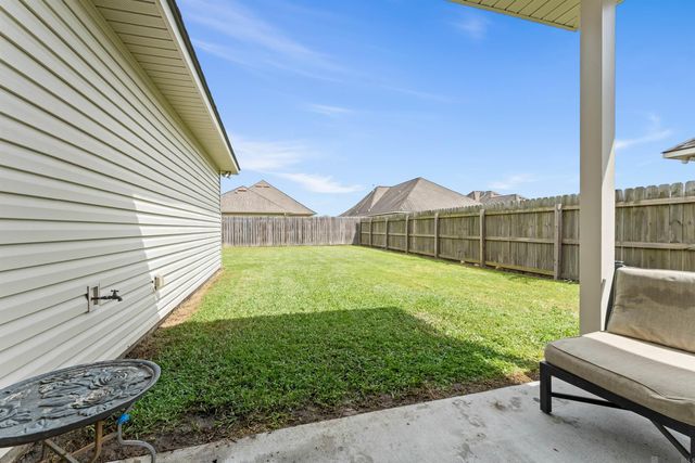 18304 Crows Nest Dr, Prairieville, LA 70769