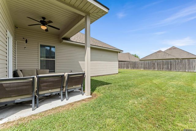 18304 Crows Nest Dr, Prairieville, LA 70769