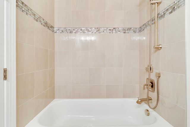 9252 SW Miracoli Way, Port St Lucie, FL 34987