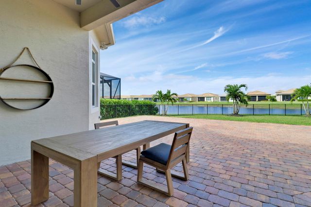 9252 SW Miracoli Way, Port St Lucie, FL 34987