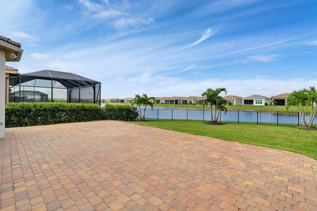 9252 SW Miracoli Way, Port St Lucie, FL 34987
