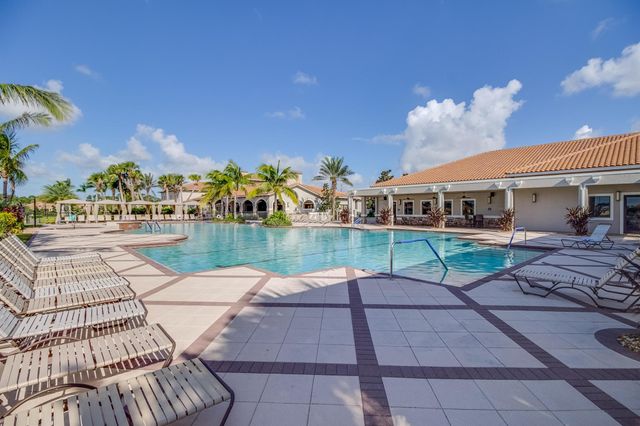 9252 SW Miracoli Way, Port St Lucie, FL 34987