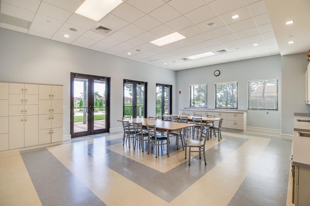 9252 SW Miracoli Way, Port St Lucie, FL 34987