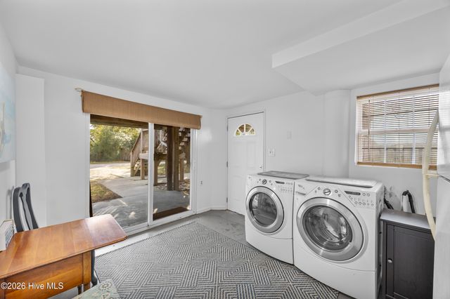 1116 Bowfin Lane, Carolina Beach, NC 28428