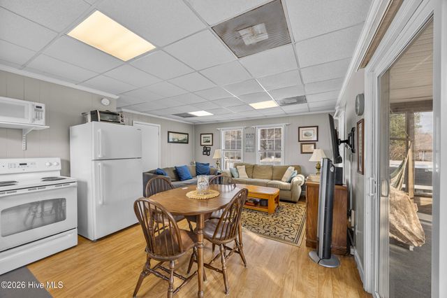 1116 Bowfin Lane, Carolina Beach, NC 28428