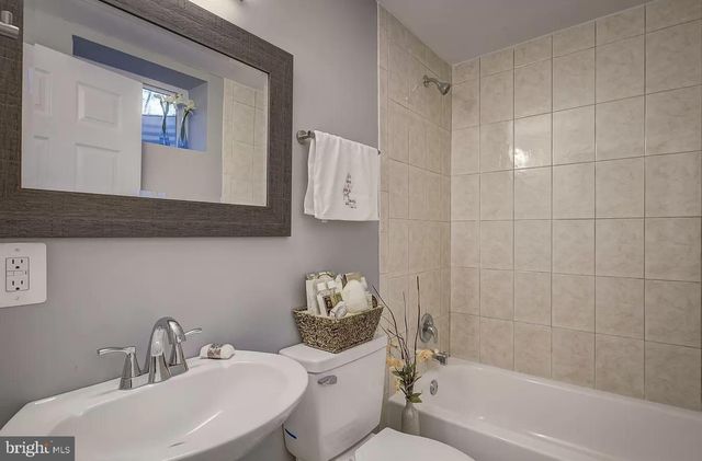 14822 BRYAN CT, Woodbridge, VA 22193