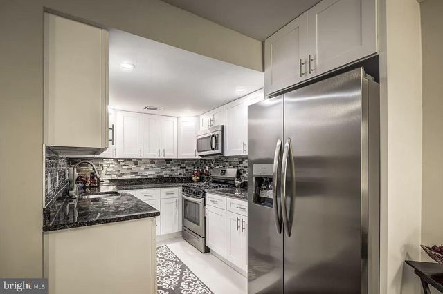 14822 BRYAN CT, Woodbridge, VA 22193