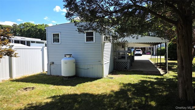 58 Betsy Ross Drive, Bohemia, NY 11716