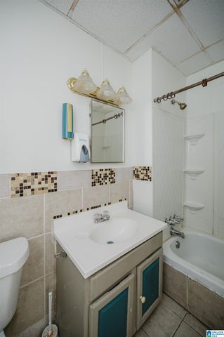 2712 30TH STREET ENSLEY, Birmingham, AL 35208