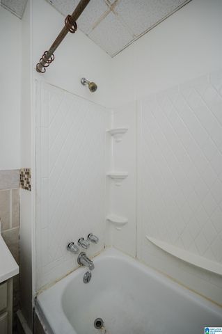 2712 30TH STREET ENSLEY, Birmingham, AL 35208