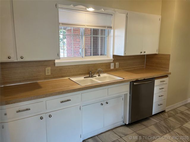 7470 E 29th Street, Tulsa, OK 74129