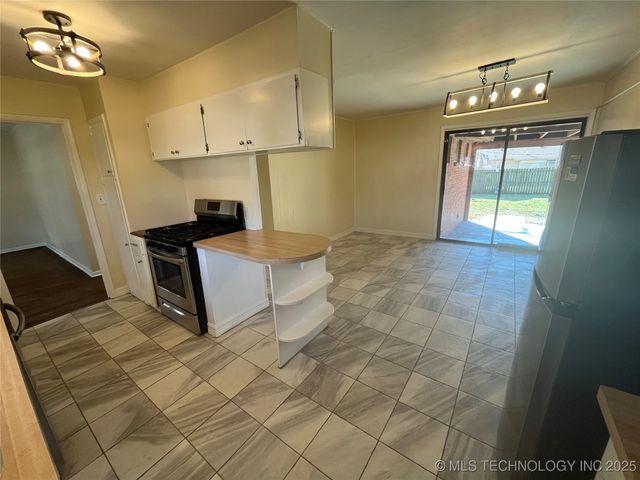 7470 E 29th Street, Tulsa, OK 74129