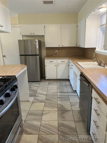 7470 E 29th Street, Tulsa, OK 74129