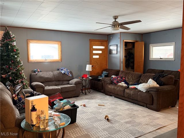 6101 Green Road, Ashtabula, OH 44004