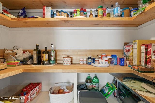 2937 E Upper Hayden Lake RD, Hayden, ID 83835