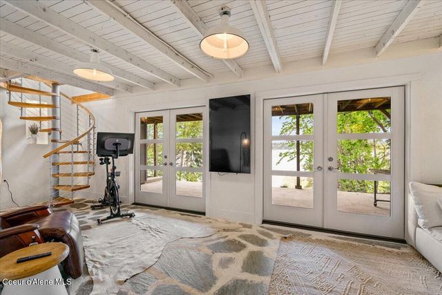 2937 E Upper Hayden Lake RD, Hayden, ID 83835