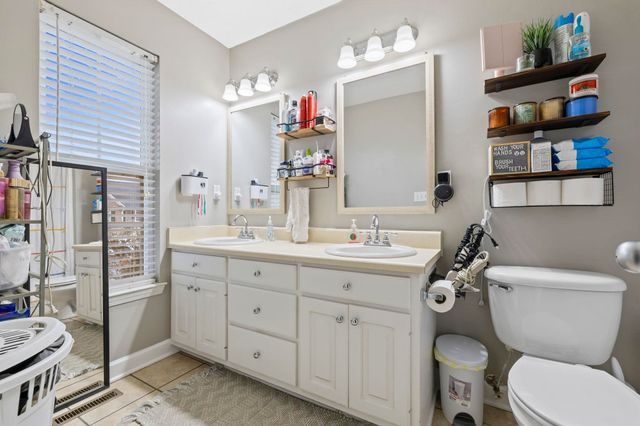 709 Running Creek Lane, Boiling Springs, SC 29316