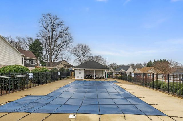 709 Running Creek Lane, Boiling Springs, SC 29316