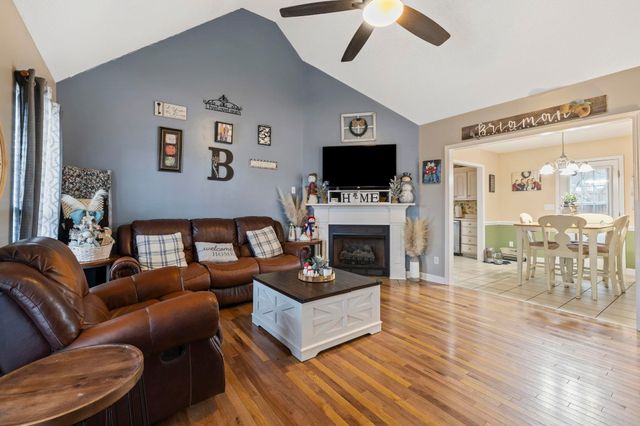 709 Running Creek Lane, Boiling Springs, SC 29316