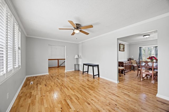 483 King Crest Lane, Hixson, TN 37343