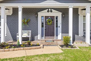 483 King Crest Lane, Hixson, TN 37343