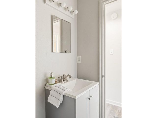 2690 E 49th Ave, Denver, CO 80216