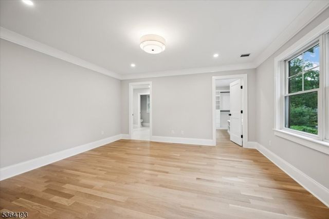 35 Jackson Ave, Chatham Boro, NJ 07928