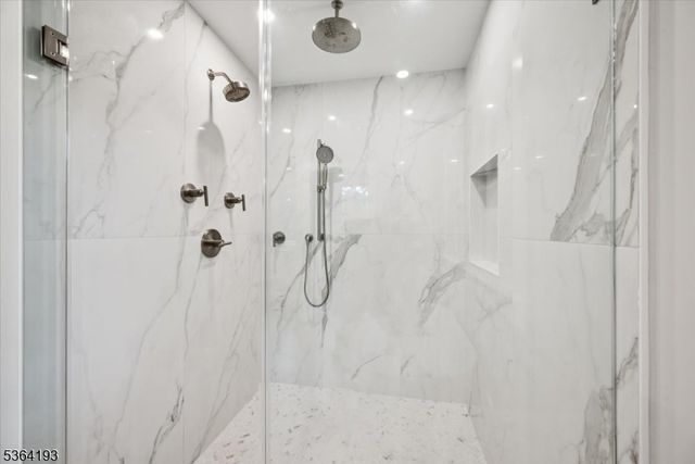 35 Jackson Ave, Chatham Boro, NJ 07928