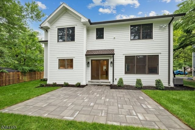 35 Jackson Ave, Chatham Boro, NJ 07928