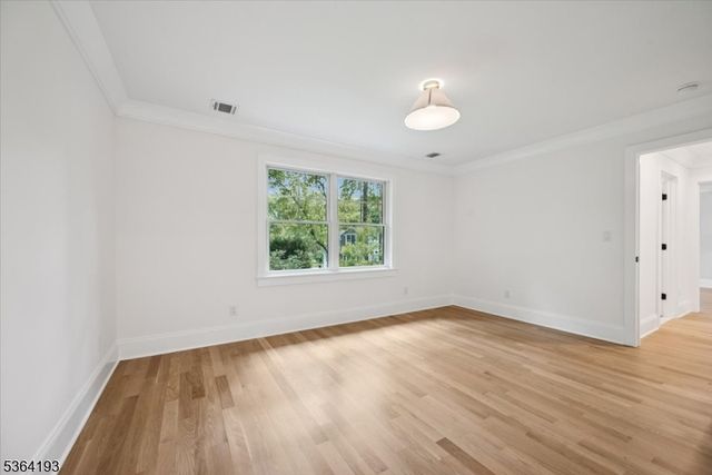 35 Jackson Ave, Chatham Boro, NJ 07928