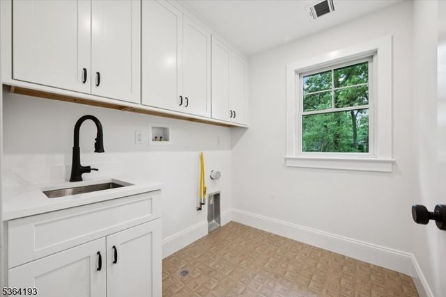 35 Jackson Ave, Chatham Boro, NJ 07928