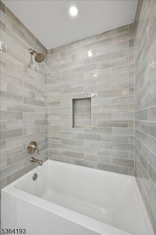 35 Jackson Ave, Chatham Boro, NJ 07928