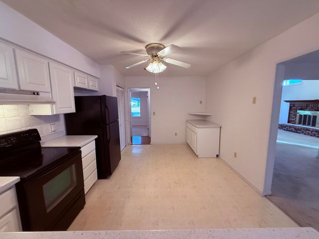 301 Dawn Lane, Mary Esther, FL 32569