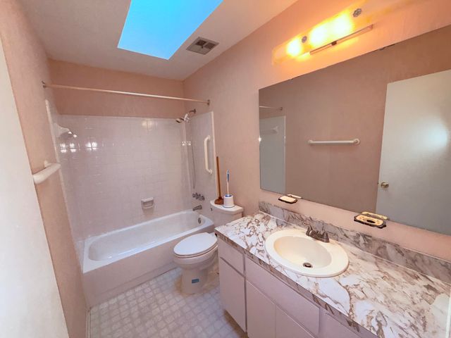 301 Dawn Lane, Mary Esther, FL 32569