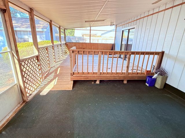 301 Dawn Lane, Mary Esther, FL 32569